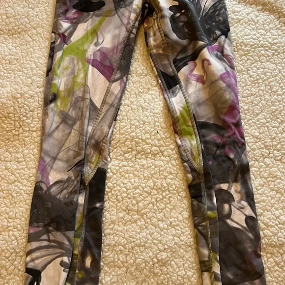 Lululemon align 25” size 2 Women's Multicolor Abstract Print Leggings - Picture 5 of 9